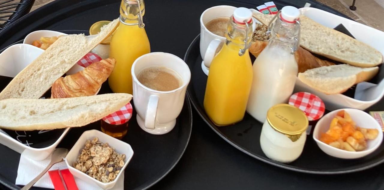 Hotel Particulier - Les Lodges Du Bassin D'Arcachon- Petit-Dejeuner Sur Demande- Prestations Haut De Gamme Гюжан-Местрас Экстерьер фото