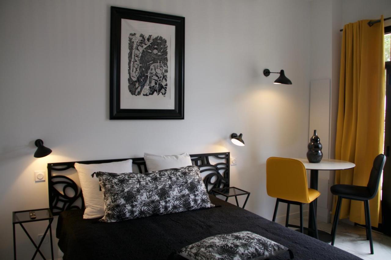 Hotel Particulier - Les Lodges Du Bassin D'Arcachon- Petit-Dejeuner Sur Demande- Prestations Haut De Gamme Гюжан-Местрас Экстерьер фото